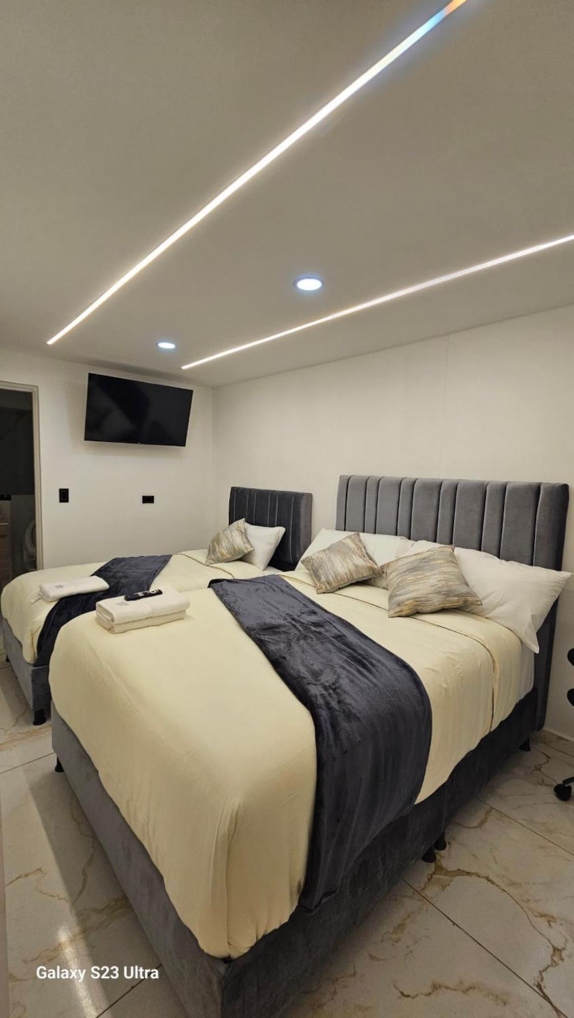 Hotel West Inn Bogota Ngoại thất bức ảnh